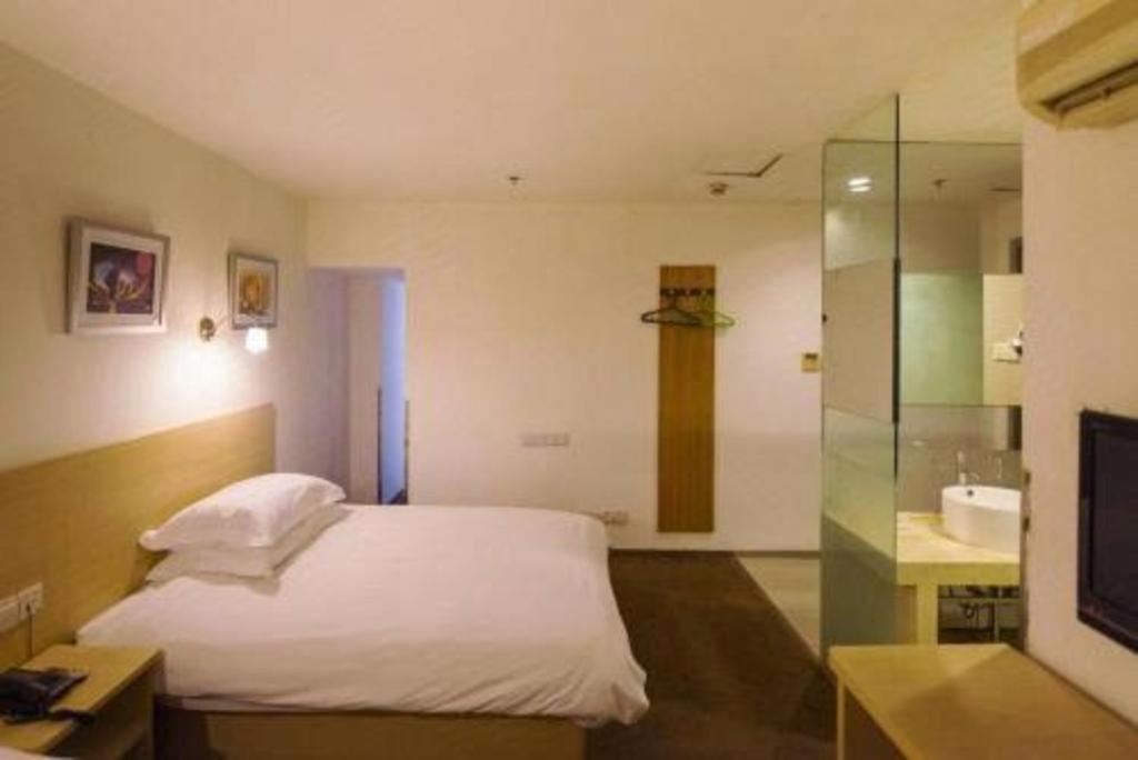 Home Inn Plus Shanghai New International Expo Center Yushan Road Yuanshen Sports Zewnętrze zdjęcie