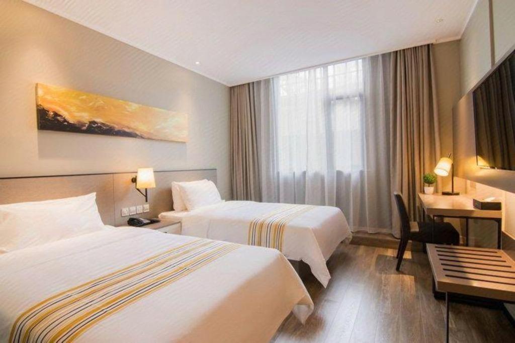 Home Inn Plus Shanghai New International Expo Center Yushan Road Yuanshen Sports Zewnętrze zdjęcie