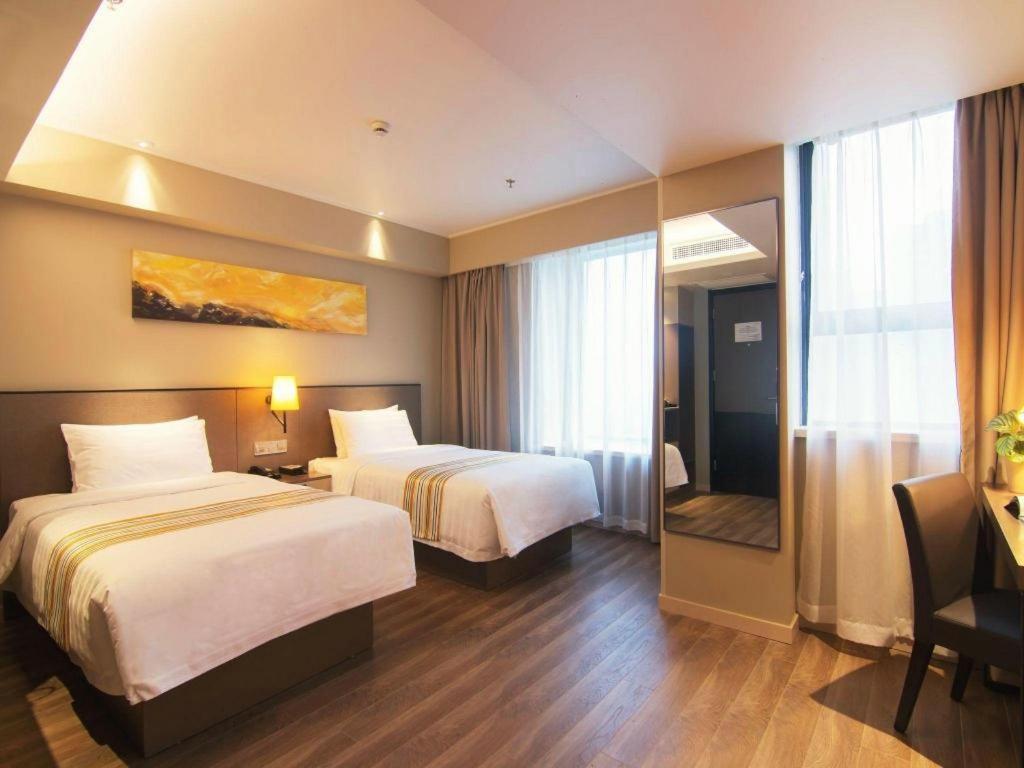 Home Inn Plus Shanghai New International Expo Center Yushan Road Yuanshen Sports Zewnętrze zdjęcie