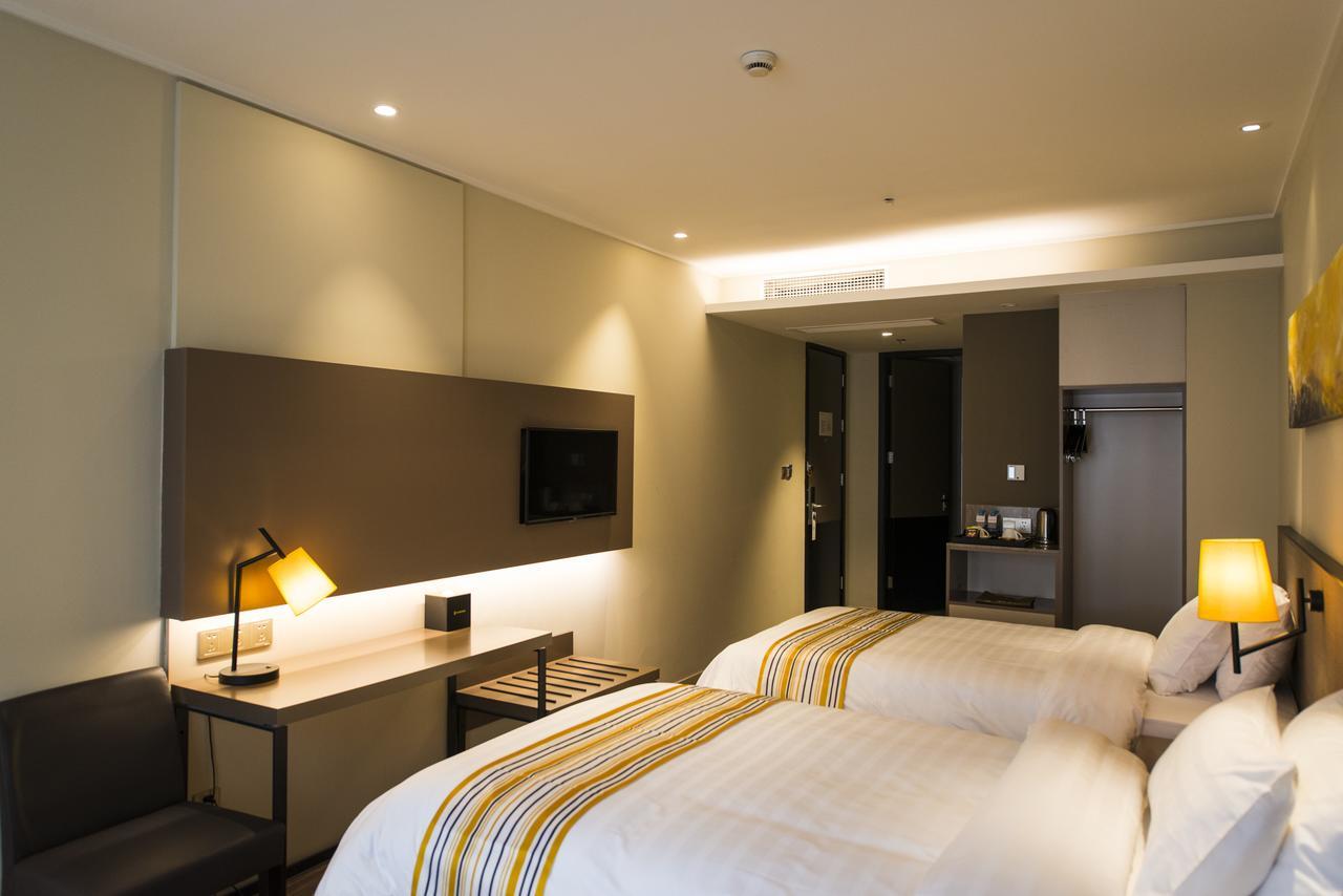 Home Inn Plus Shanghai New International Expo Center Yushan Road Yuanshen Sports Zewnętrze zdjęcie
